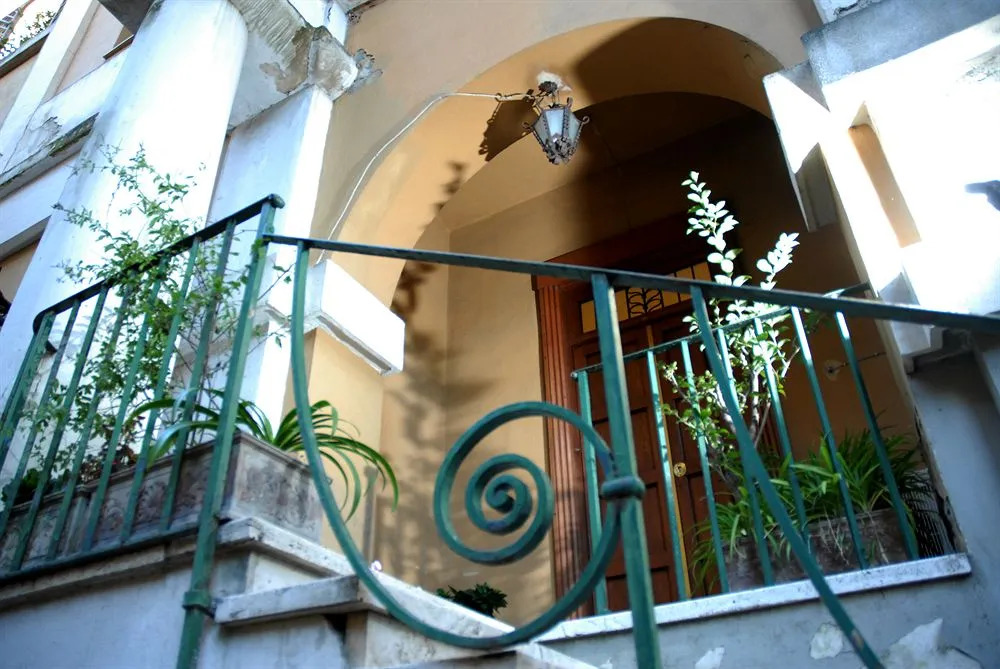 Gardenia Suite