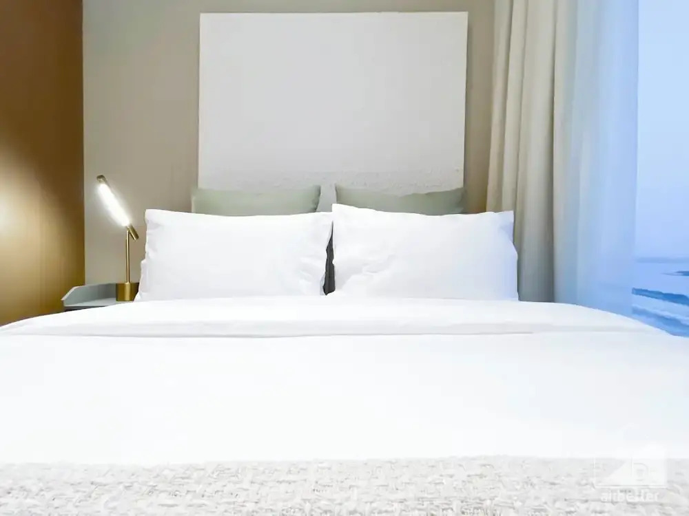 Gorgeous 1B Apt With Balcony in Azizi Fawad