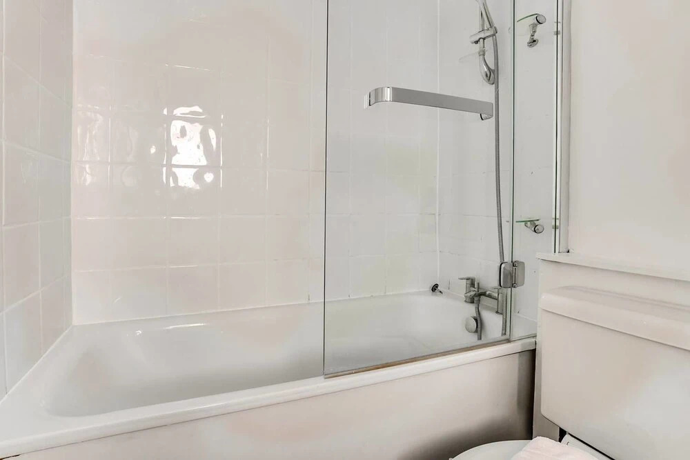 Great 1 BED in Perfect West London Location
