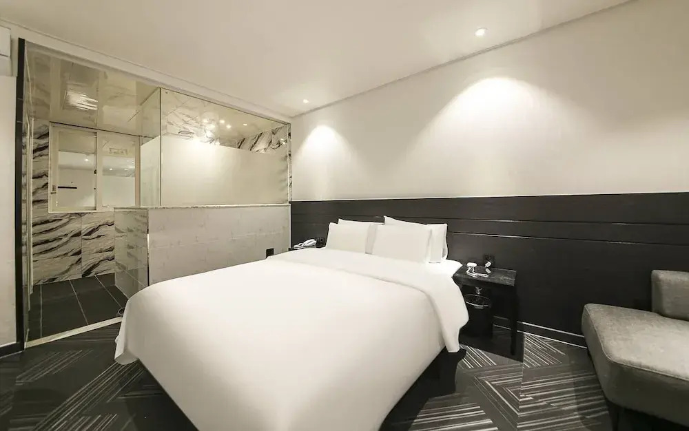 Hotel Azit - Sinsigaji