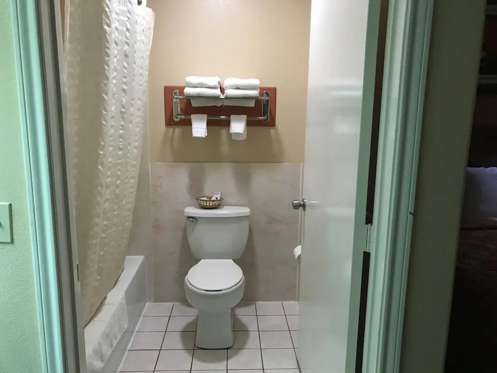 Luxury Inn Liberty