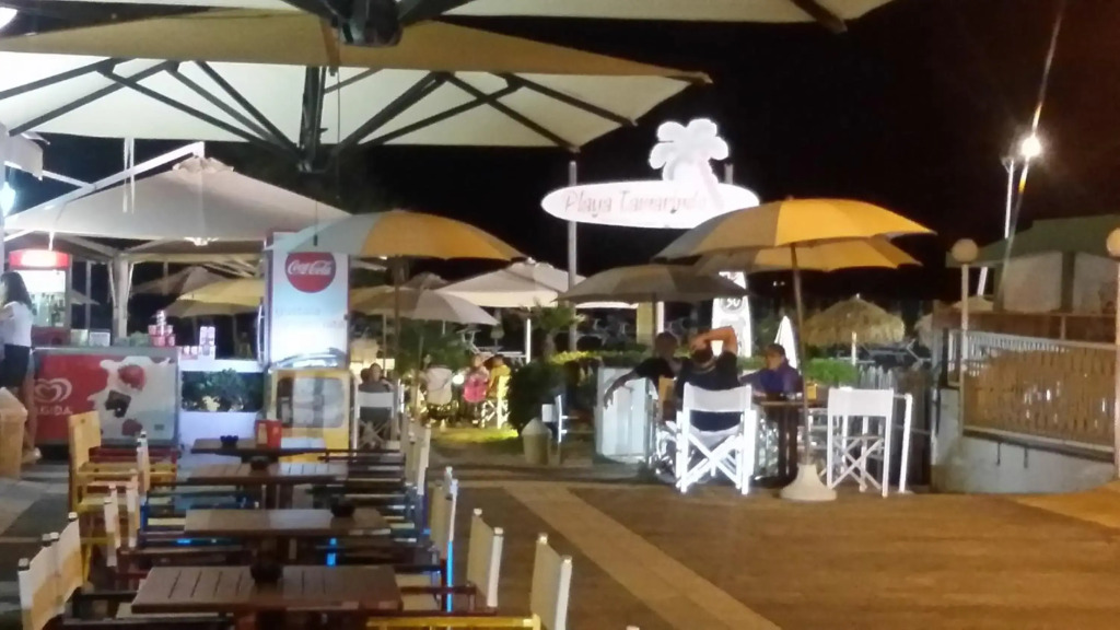 DOMUS MARIS Viserba 100 mt dalle Spiagge e dal Centro Fiera a 2 minuti