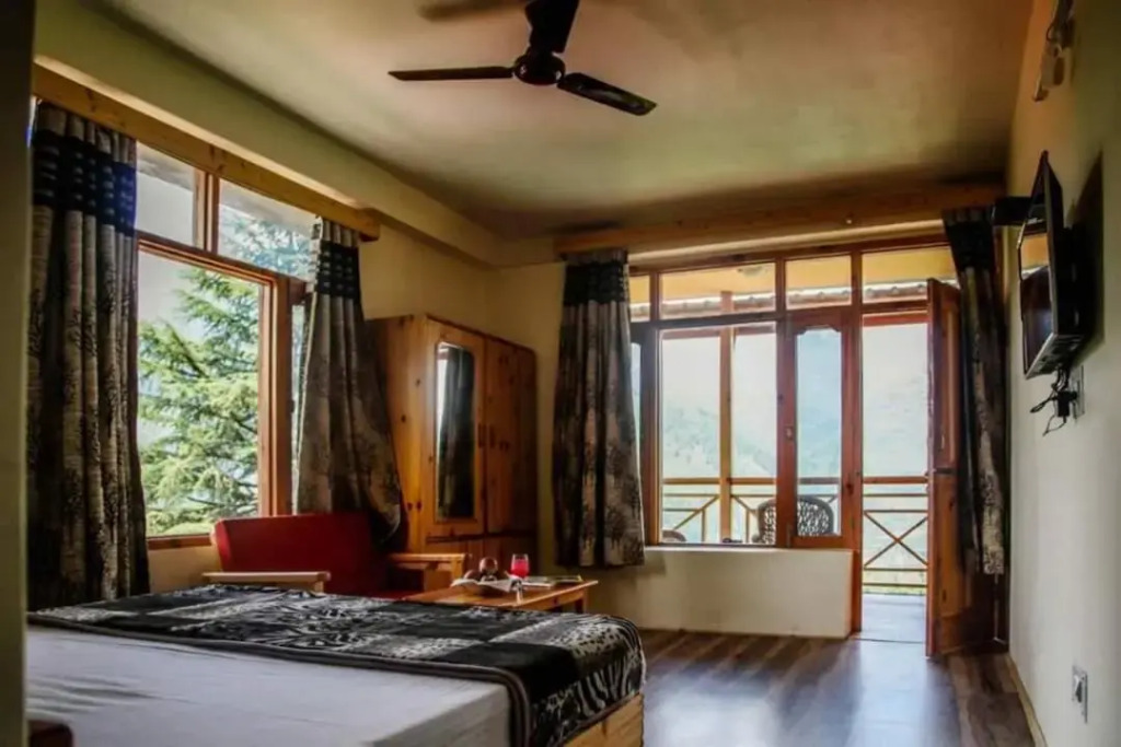 Sohams Chateau De Naggar - Manali
