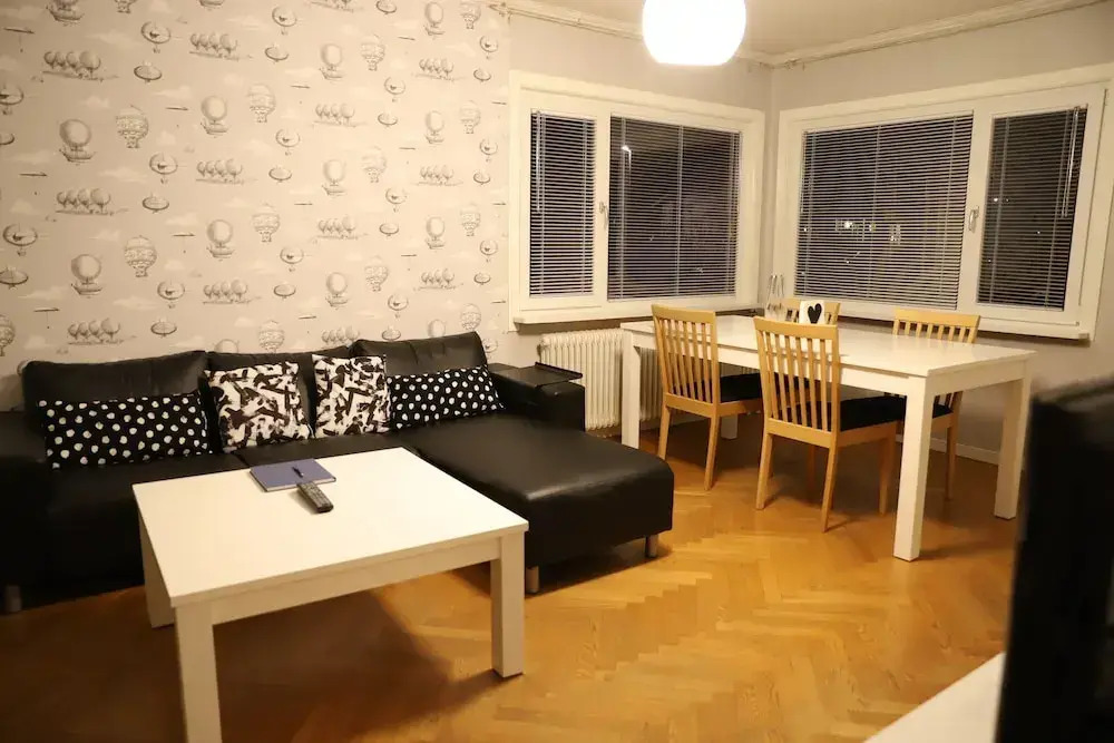 Entire Villa HomelyComfort, Laxå