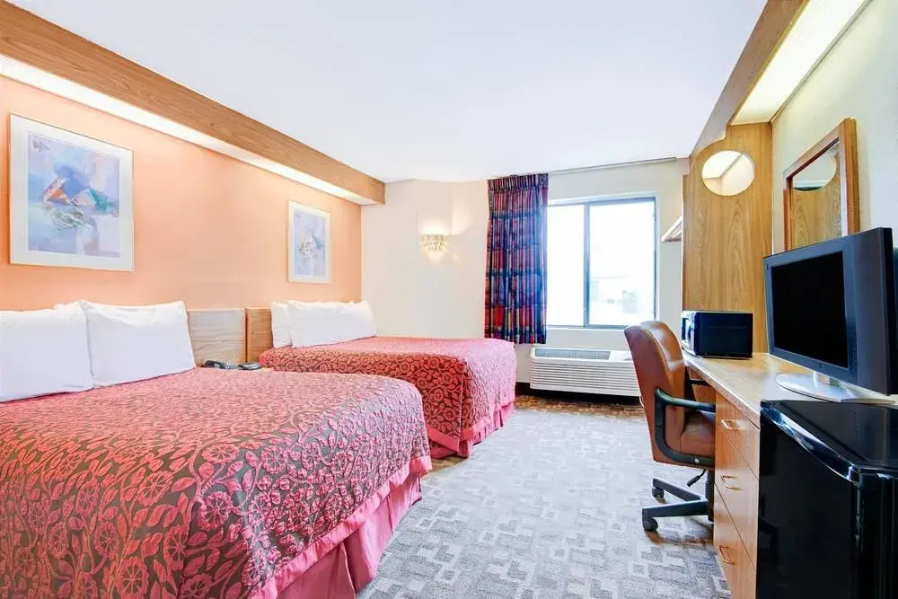 Days Inn Blue Springs
