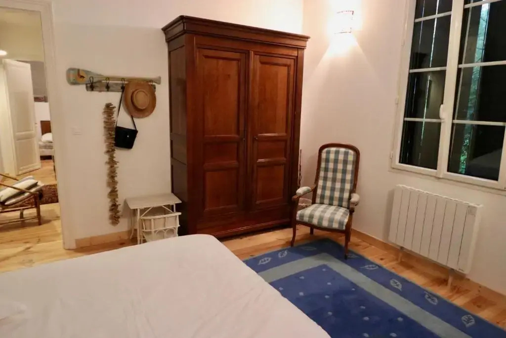 Lovely renovated cottage 150m from the beach