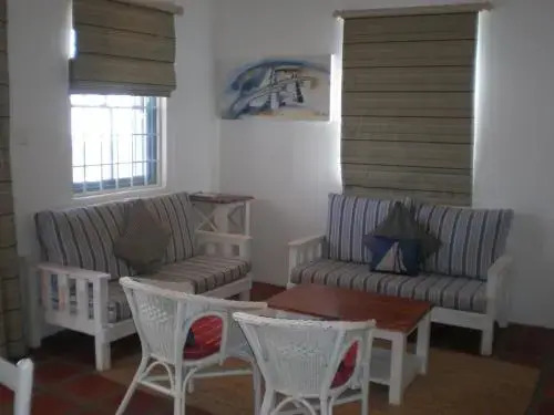 Albatros Holiday Home