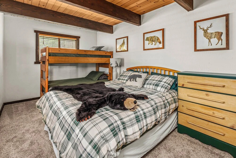 1 Mi to Slopes: Big Bear Ski Haven w/ Hot Tub