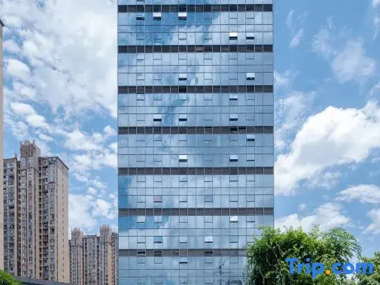 Lusun Hotel (Changsha Lugu Zhongdian Software Park)