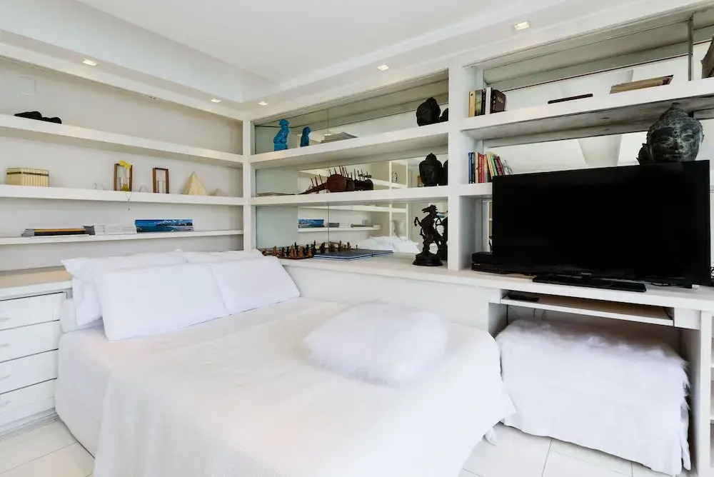 Omar do Rio - Apartamento V902