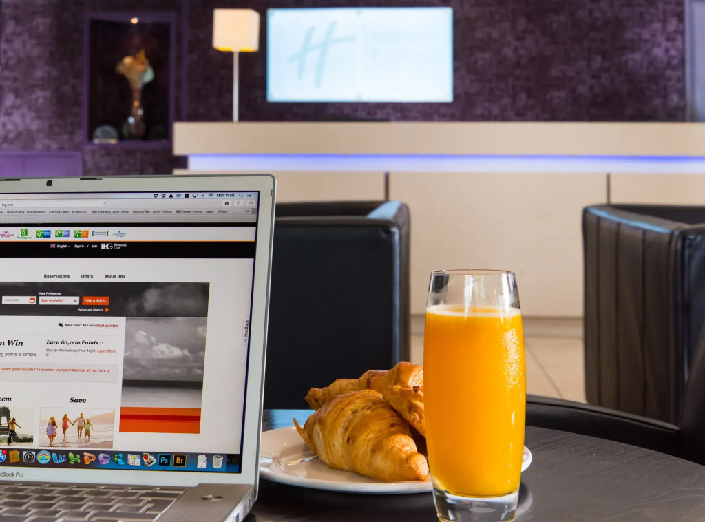Holiday Inn Express Swindon West by IHG