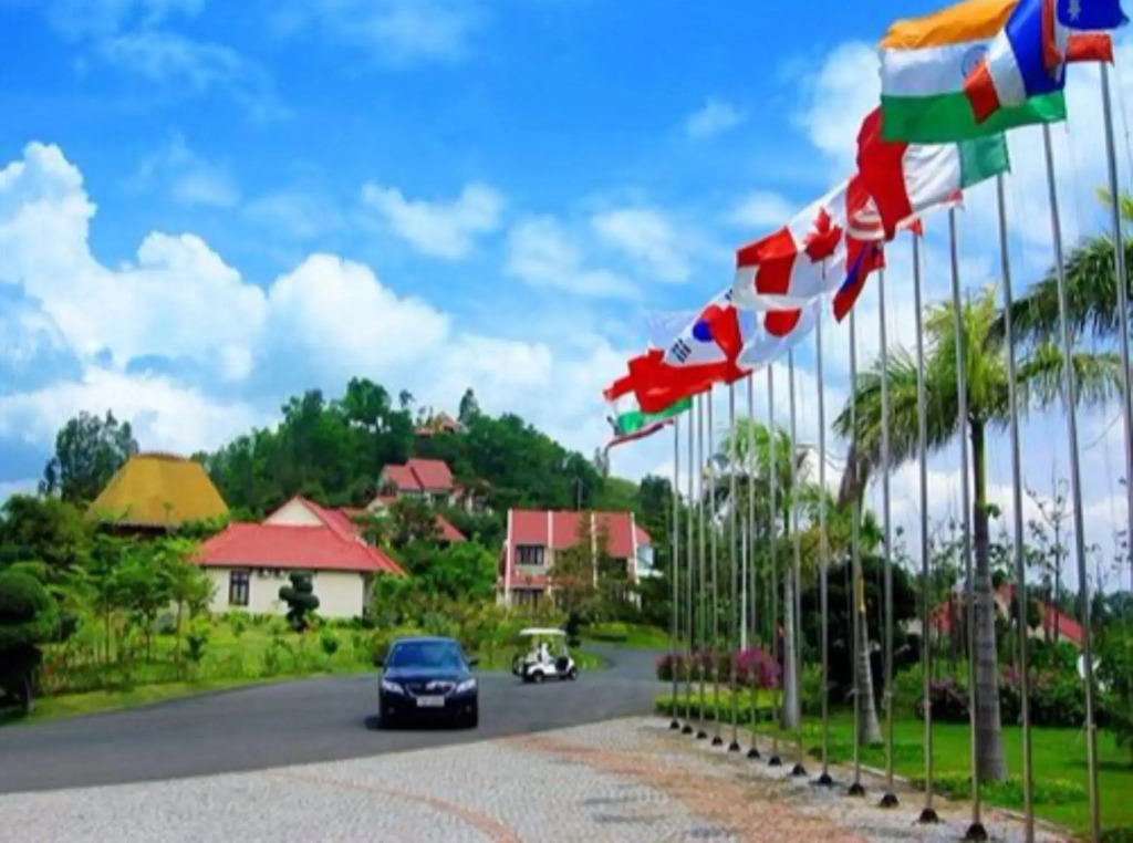 Nui Thom Ecolodge