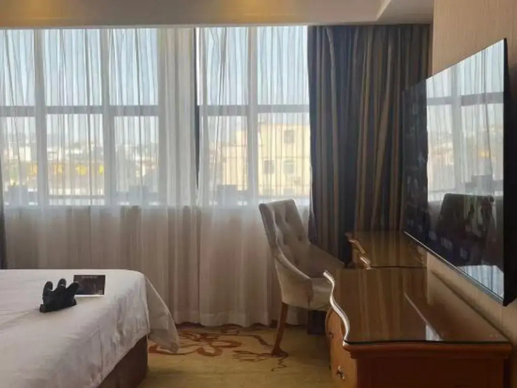 Vienna Hotel(Shenzhen Shajing Jingji Baina)