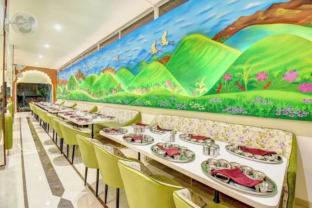 FabHotel Chhappan