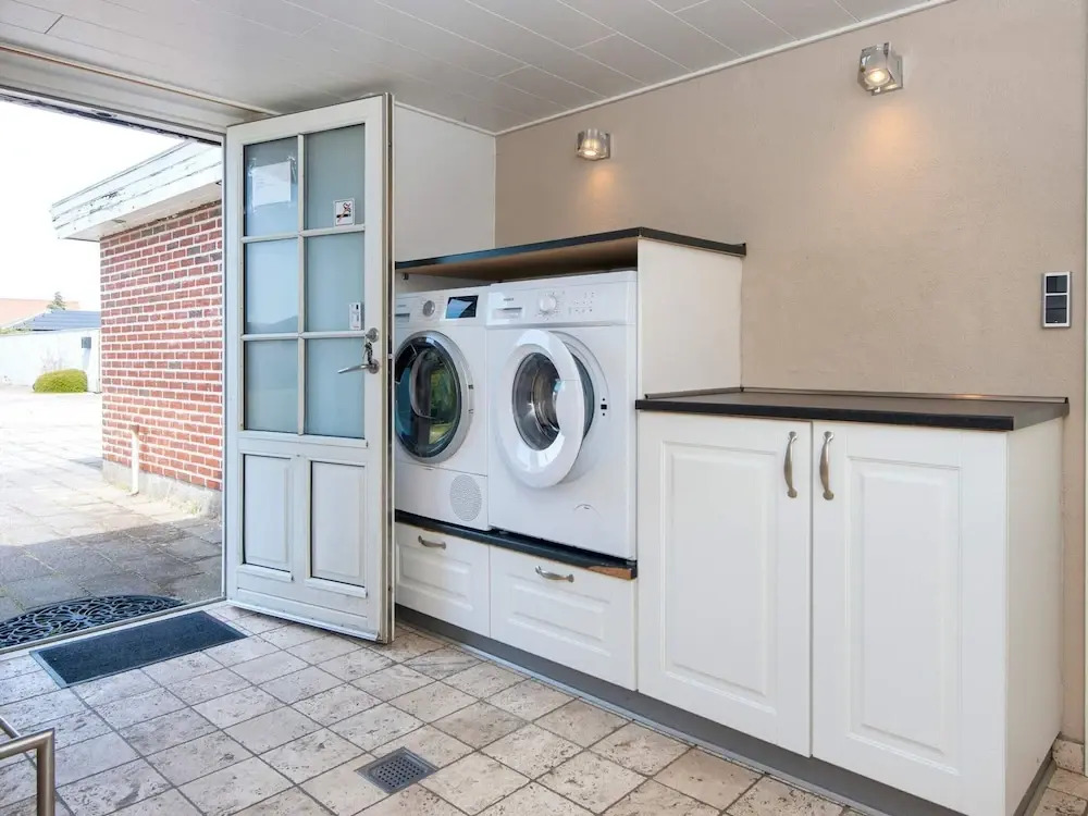 10 Person Holiday Home in Thyboron