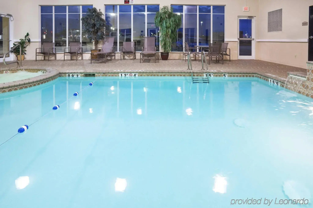 Holiday Inn Express Hotel and Suites Corsicana I-45 by IHG