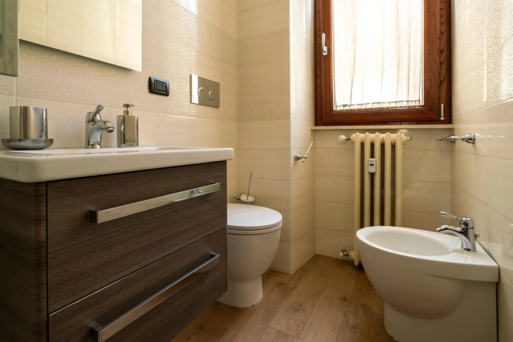 Rhona's Apartment