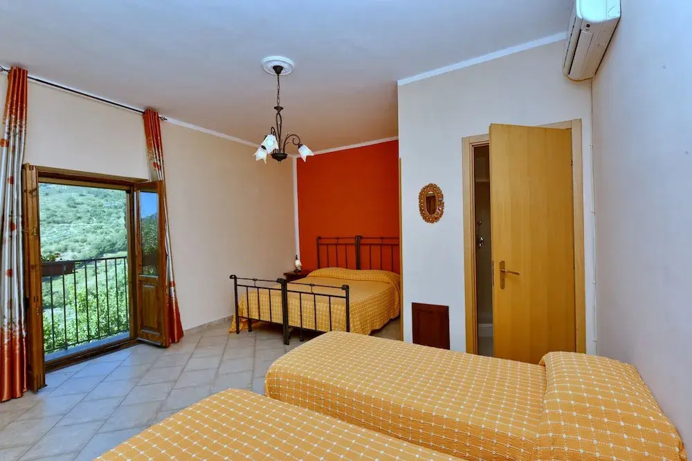 Casa La Lamia B&B