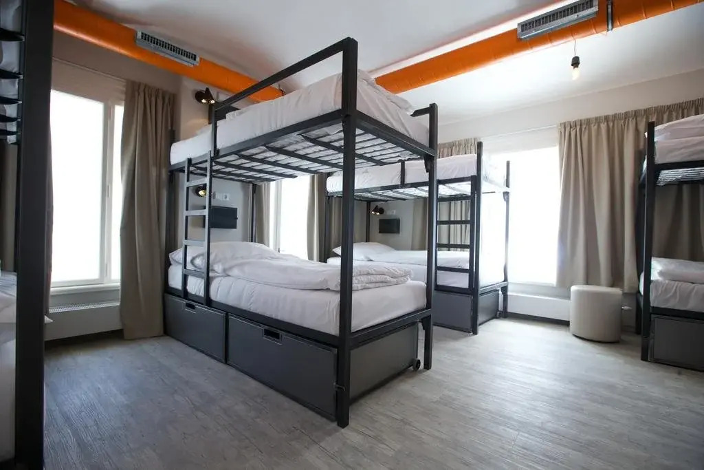 Hostel Mingle