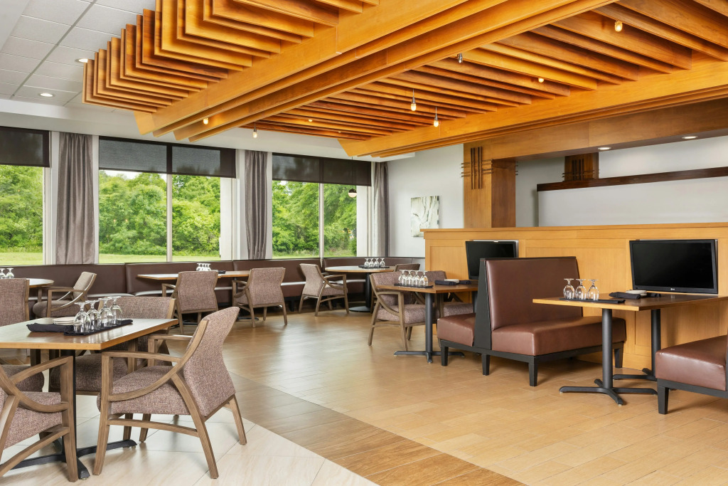 Doubletree By Hilton Greensboro Airport