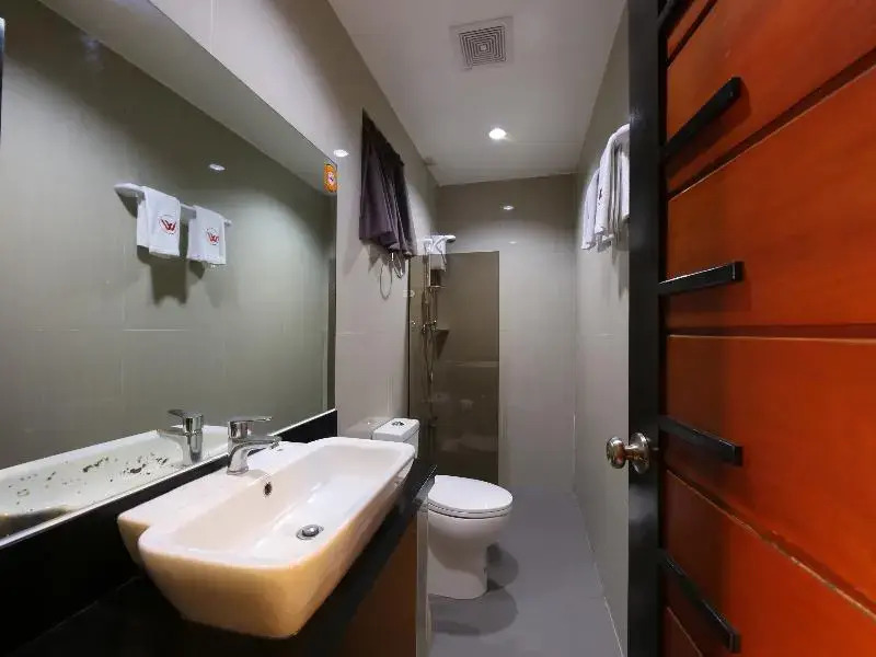 OYO 792 Wil's Suites
