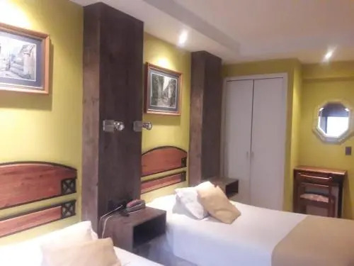 Hotel Cadiz