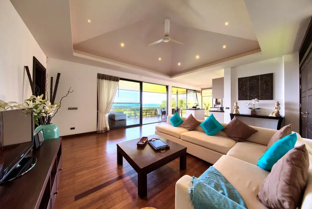 Sunset Heights Villa