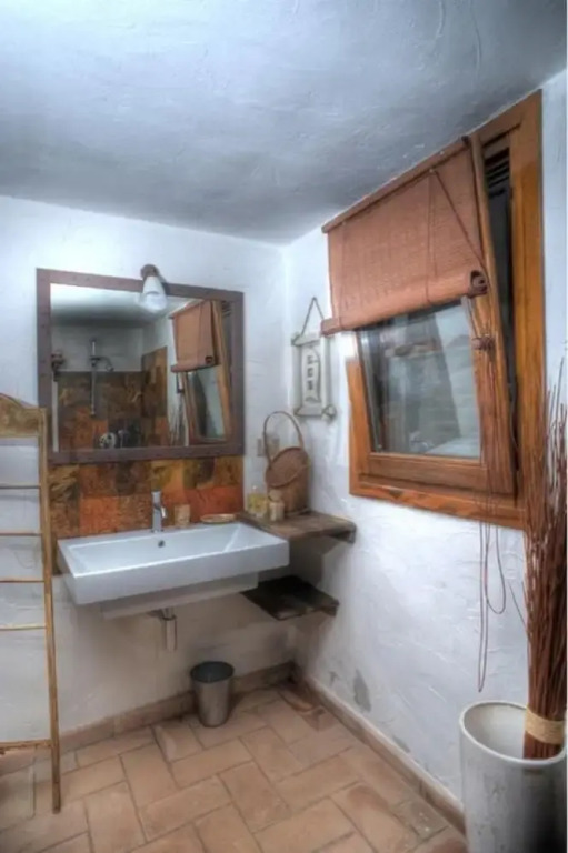 House With 4 Bedrooms in Punta Molara, With Wonderful sea View and Enclosed Garden Near the Beach