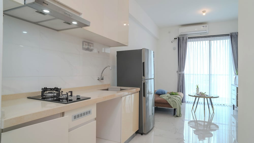 2Br Near Prasetiya Mulya University At Sky House Bsd Apartment
