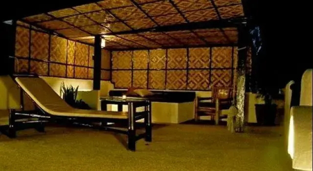ChARTs Resort and ART-Café