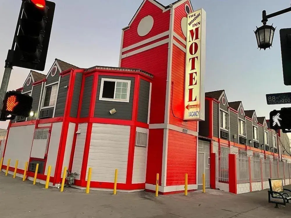Broadway Inn Motel