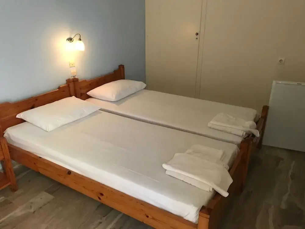 Neapolis Rooms & Apartments