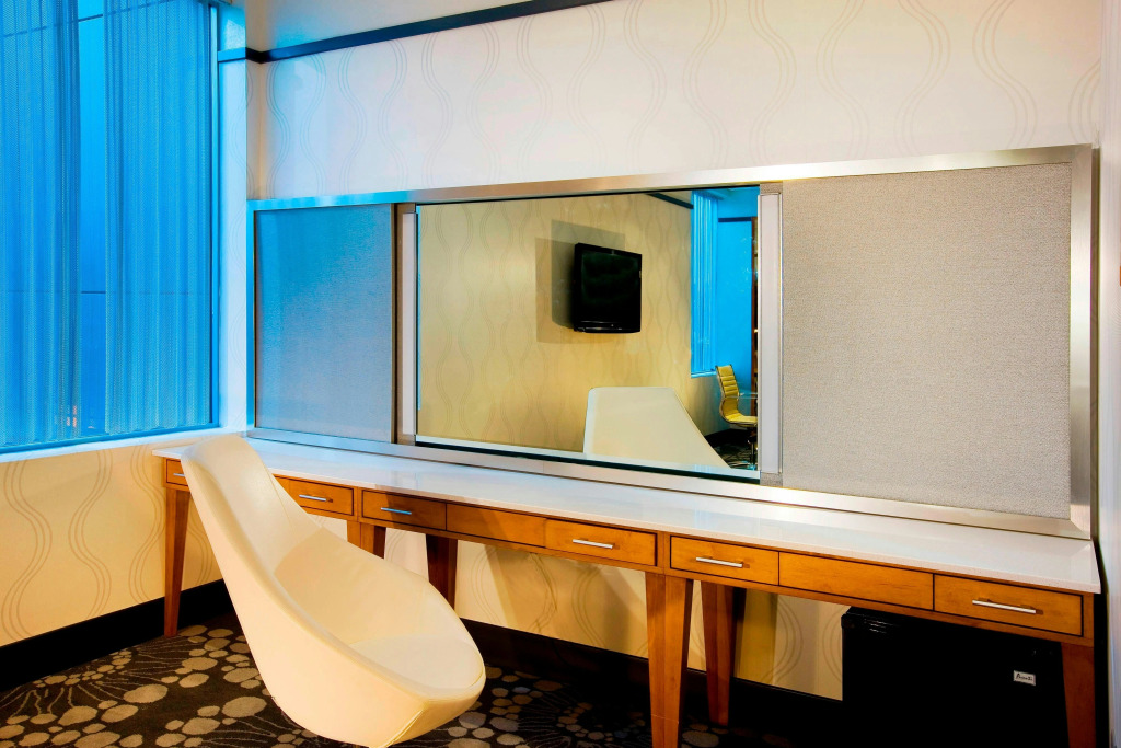 Aloft by Marriott Mount Laurel