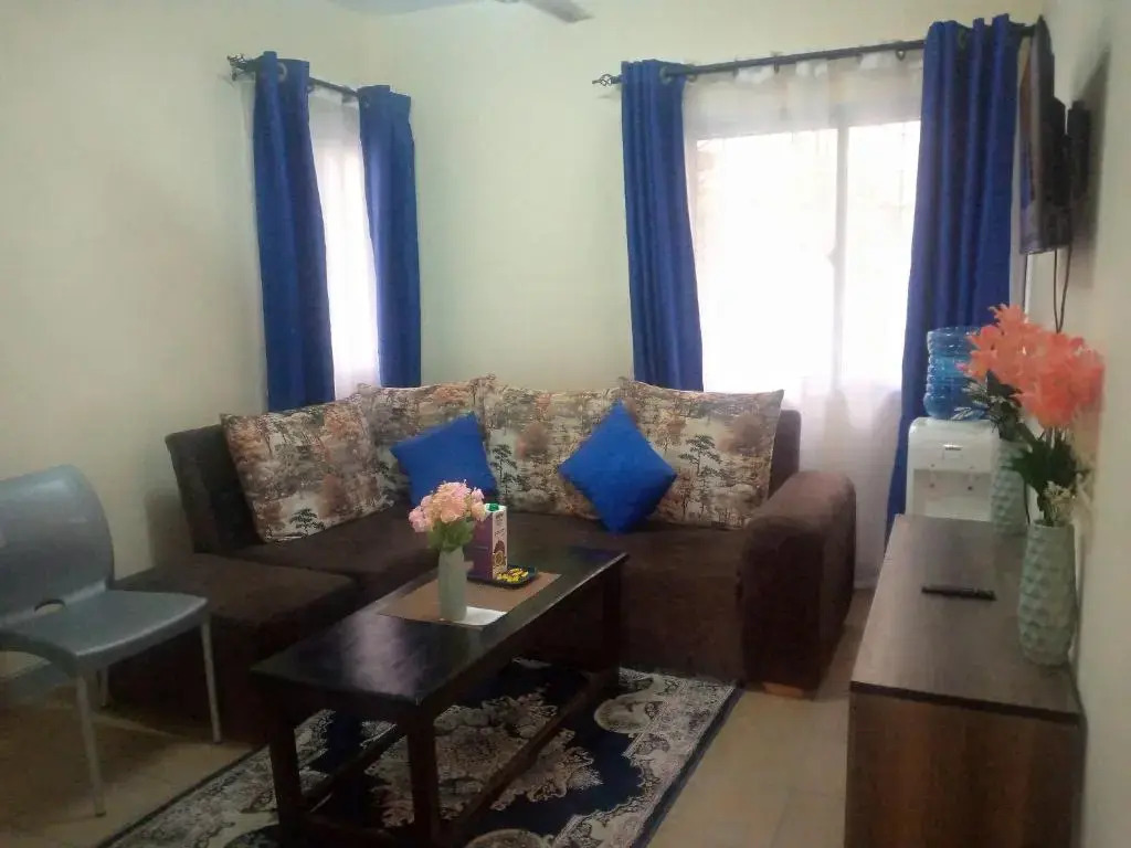 Elite Luxurious Home. 3 bedroom fully furnished.