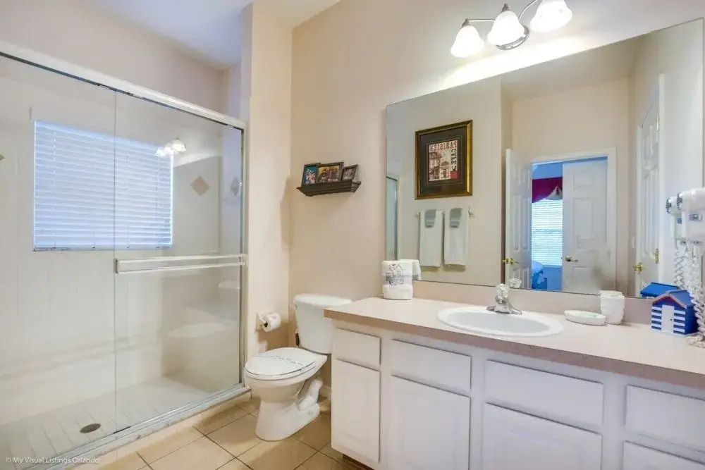 Luxurious 7 Bed Home With Private Pool 8013 Ac 7 Bedroom Home by Redawning