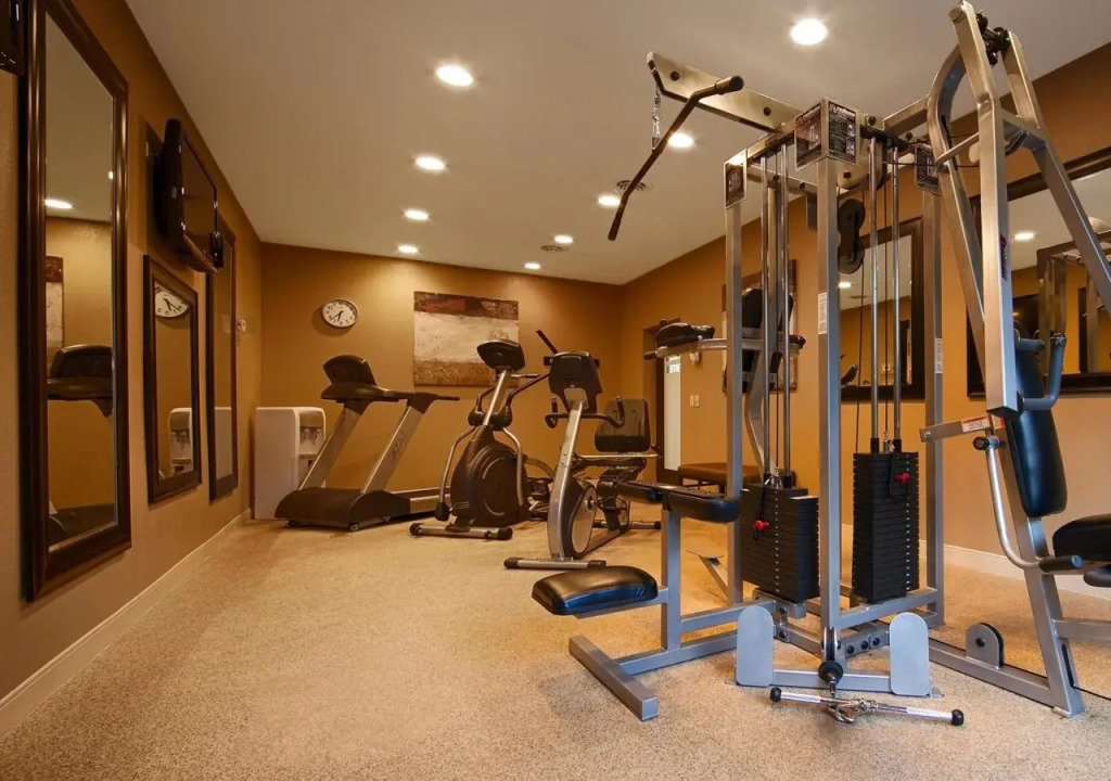 Antioch Hotel & Suites