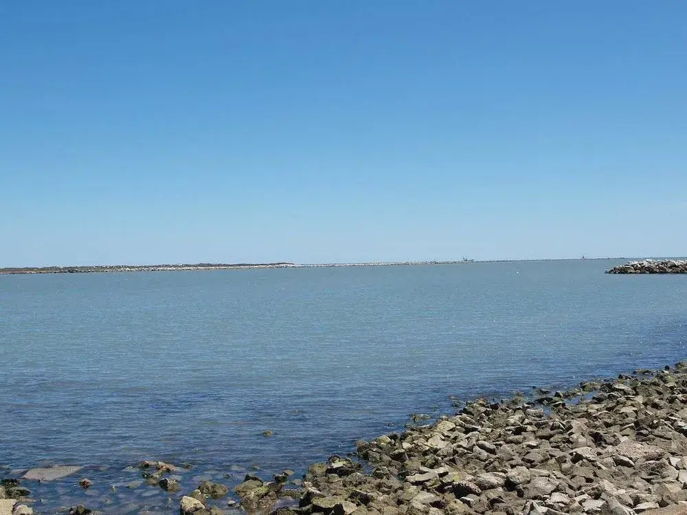 Channelview 106