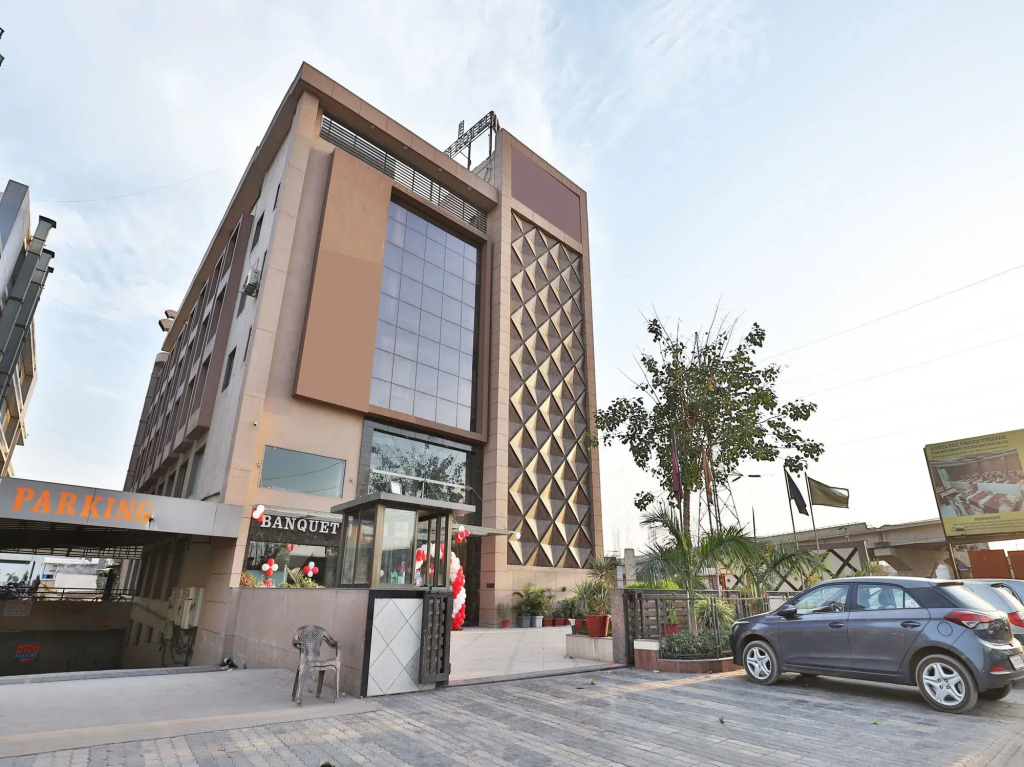 The Grand Vinayak Hotel