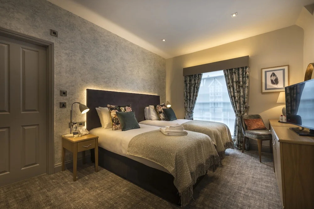 The Three Swans Hotel, Hungerford, Berkshire - The Coaching Inn Group
