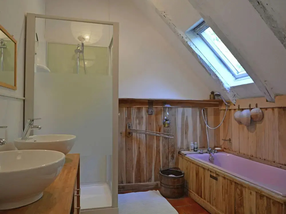 Sunny Watermill with Heated Pool
