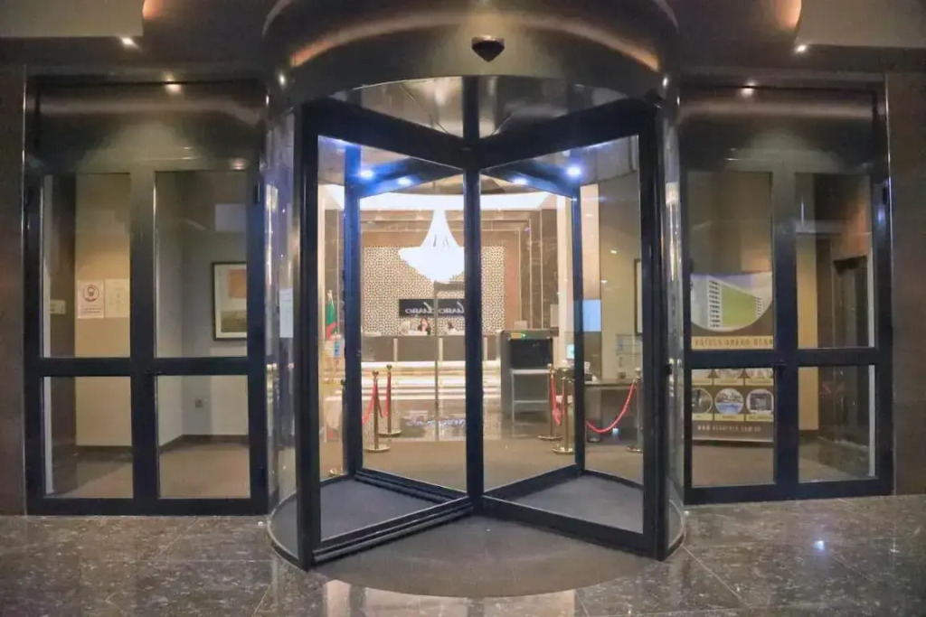 Az Hotels Grand Oran