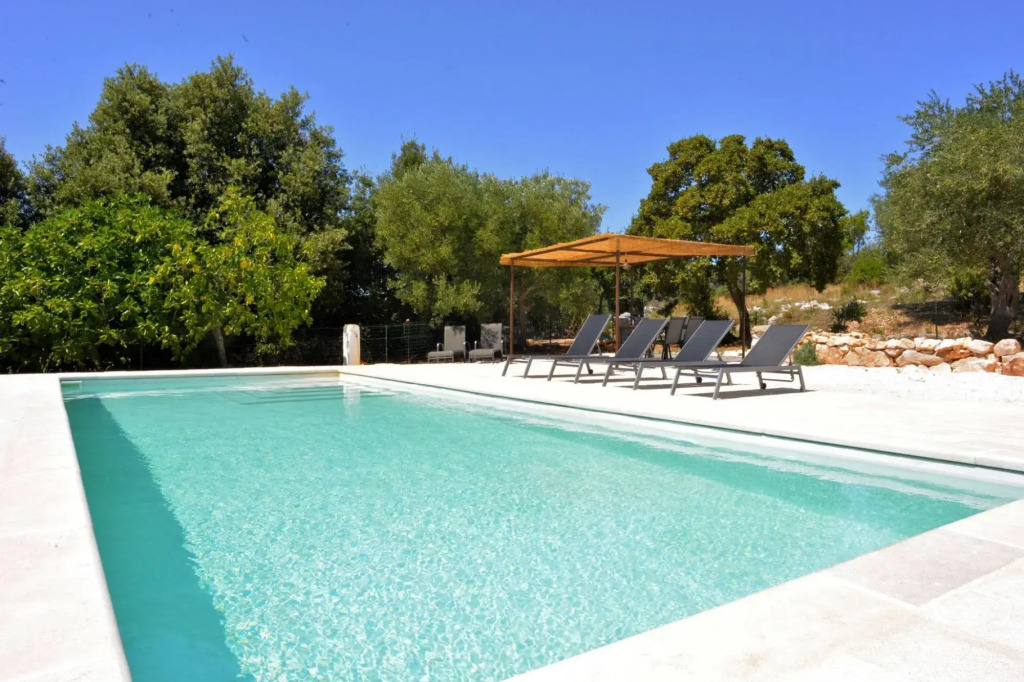 Trulli Estate in Puglia with Panoramic Pool