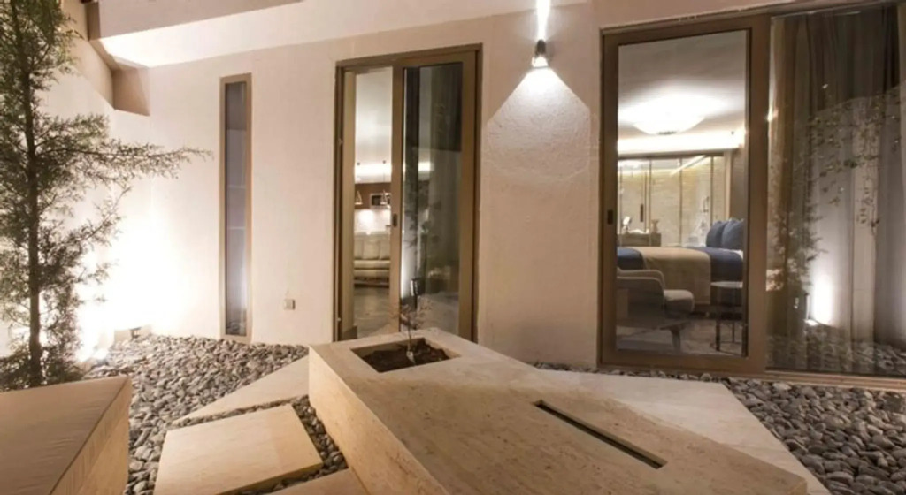 Noble22 Suites