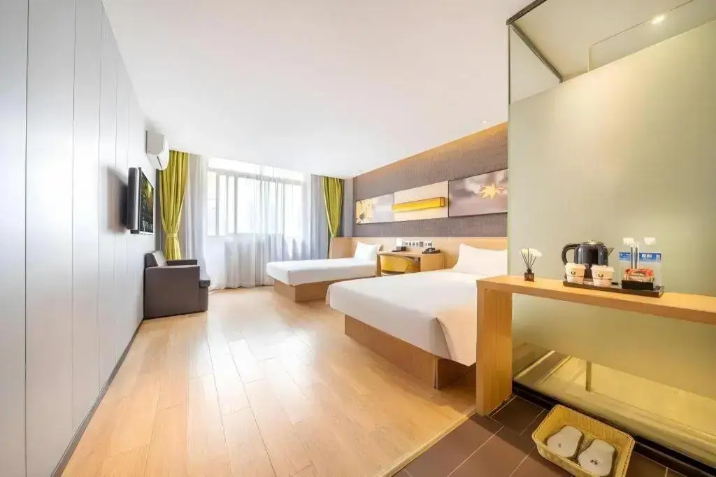 IU Hotel Shanghai Minhang Jiaotong University Dongchuan Road Subway Station Branch