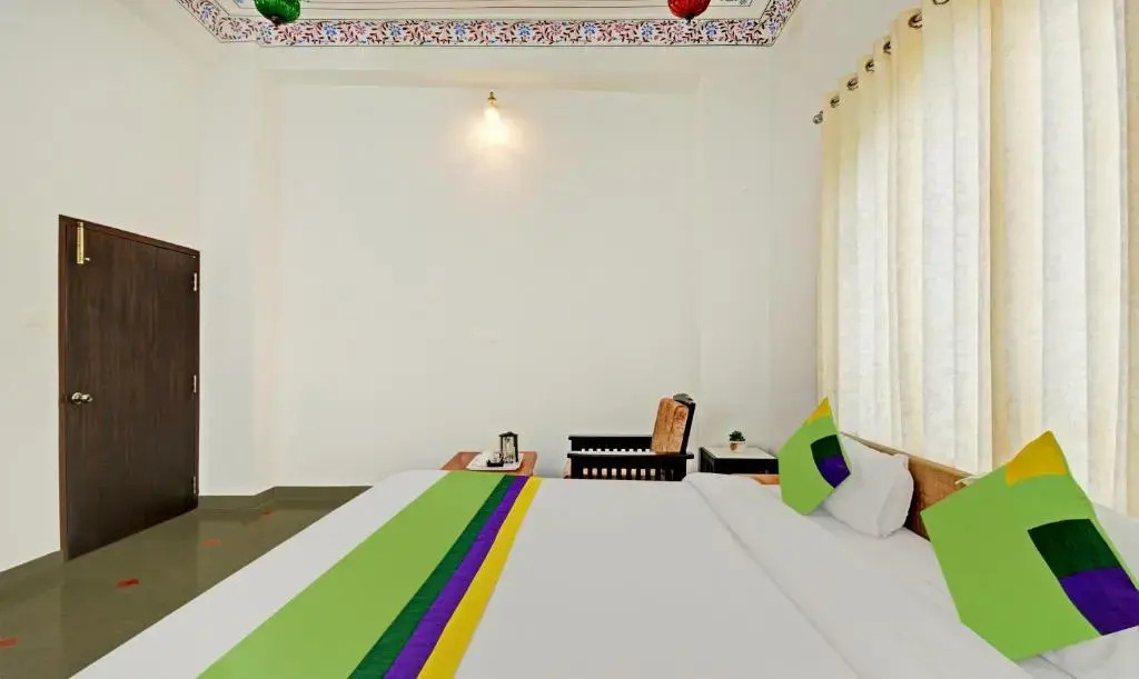 KHAKHRI HAVELI - A Boutique Hotel