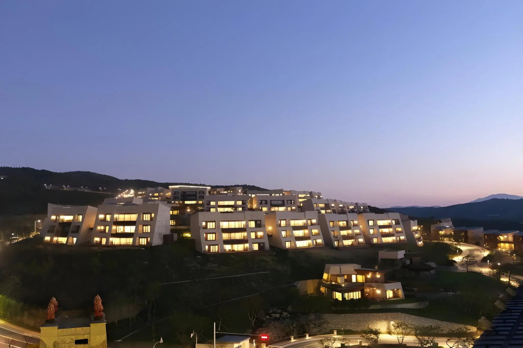 Blue One Resort