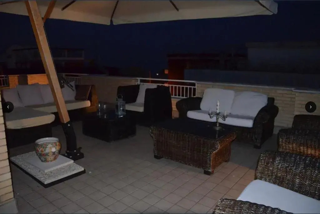 Prestigioso Attico 20 mt dal mare