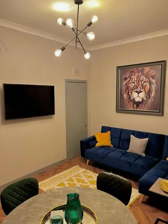 NEW - Luxury 1 bed Apt in West End