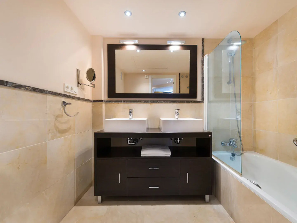 Olée Nerja Holiday Rentals by Fuerte Group