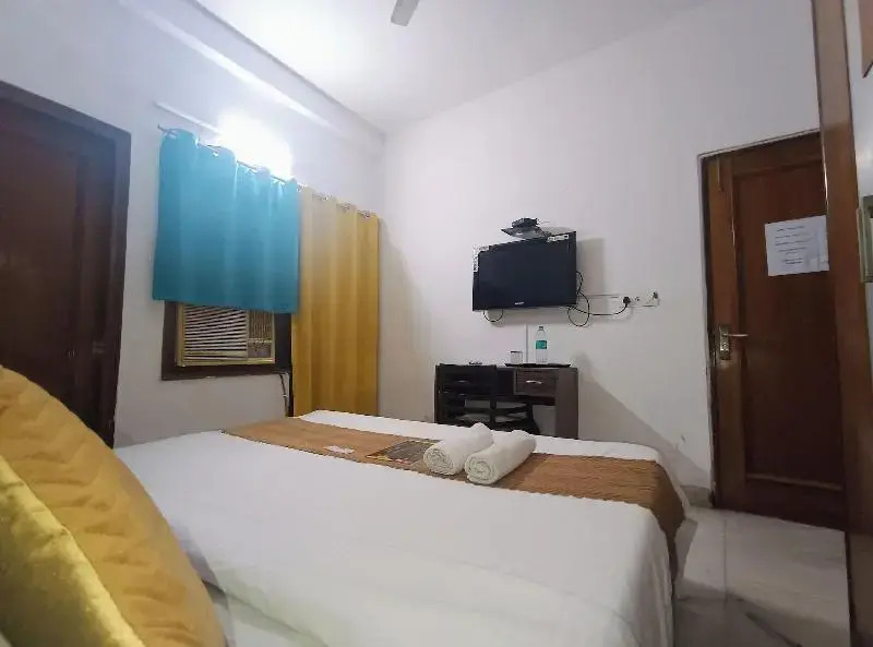 Mauryan Express I Hotel Malviya Nagar